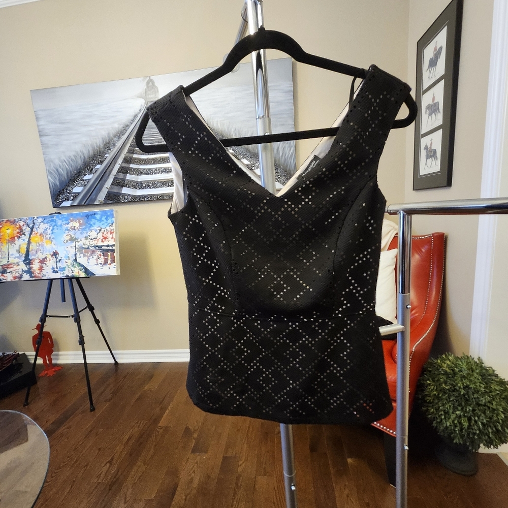 Le Chateau Peplum Top, Size S
